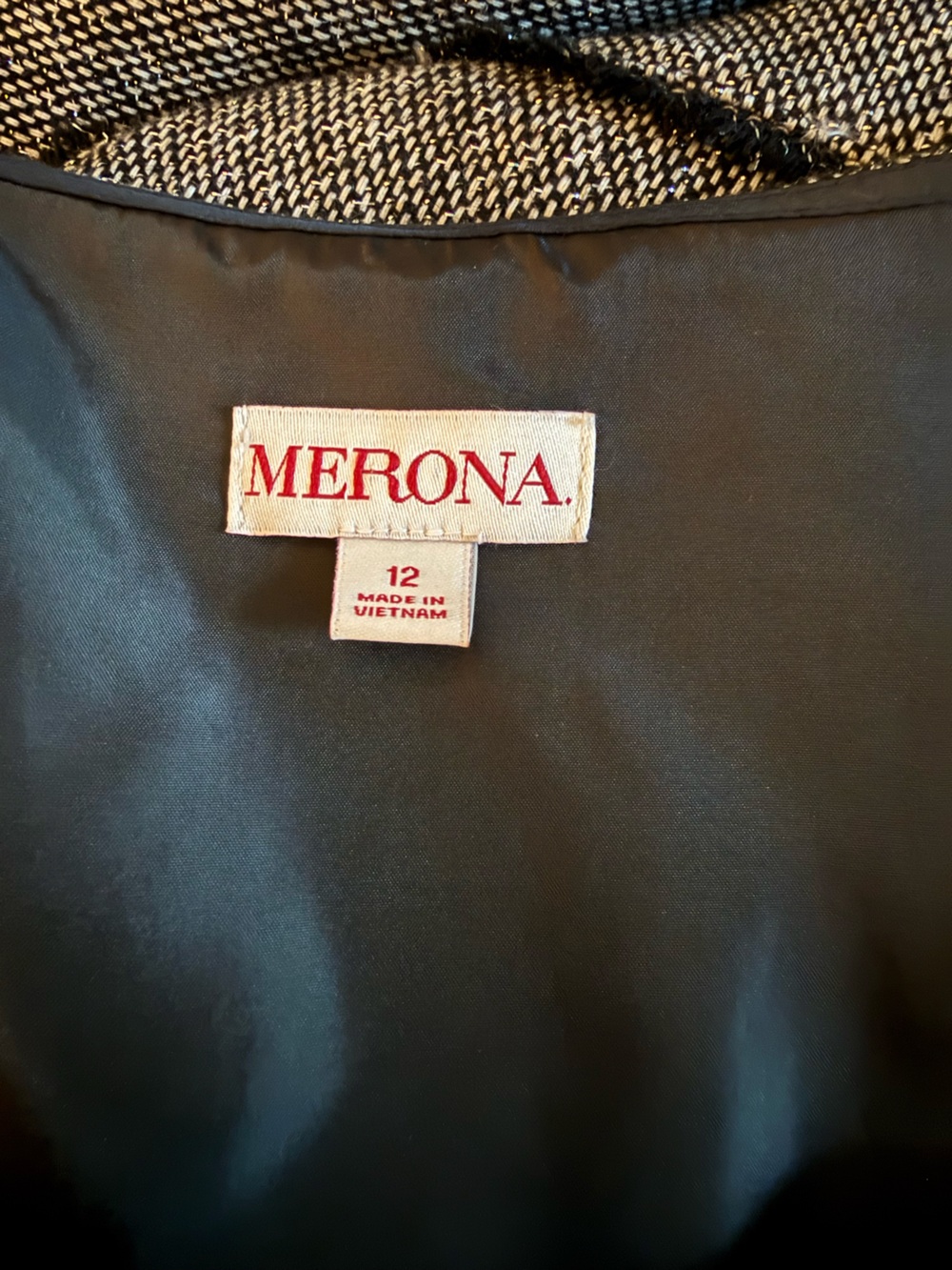 Merona Black and Gray Tweed Sheath Dress with Floral Applique - Picture 5 of 5